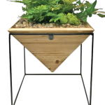 Hadley Lrg. Pyramid W/Stand